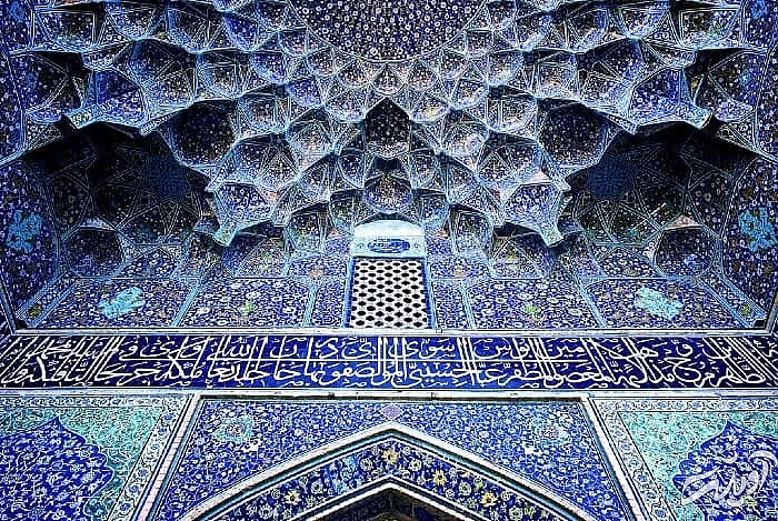آبی لاجوردی از رنگ های اصیل ایرانی آبی لاجوردی